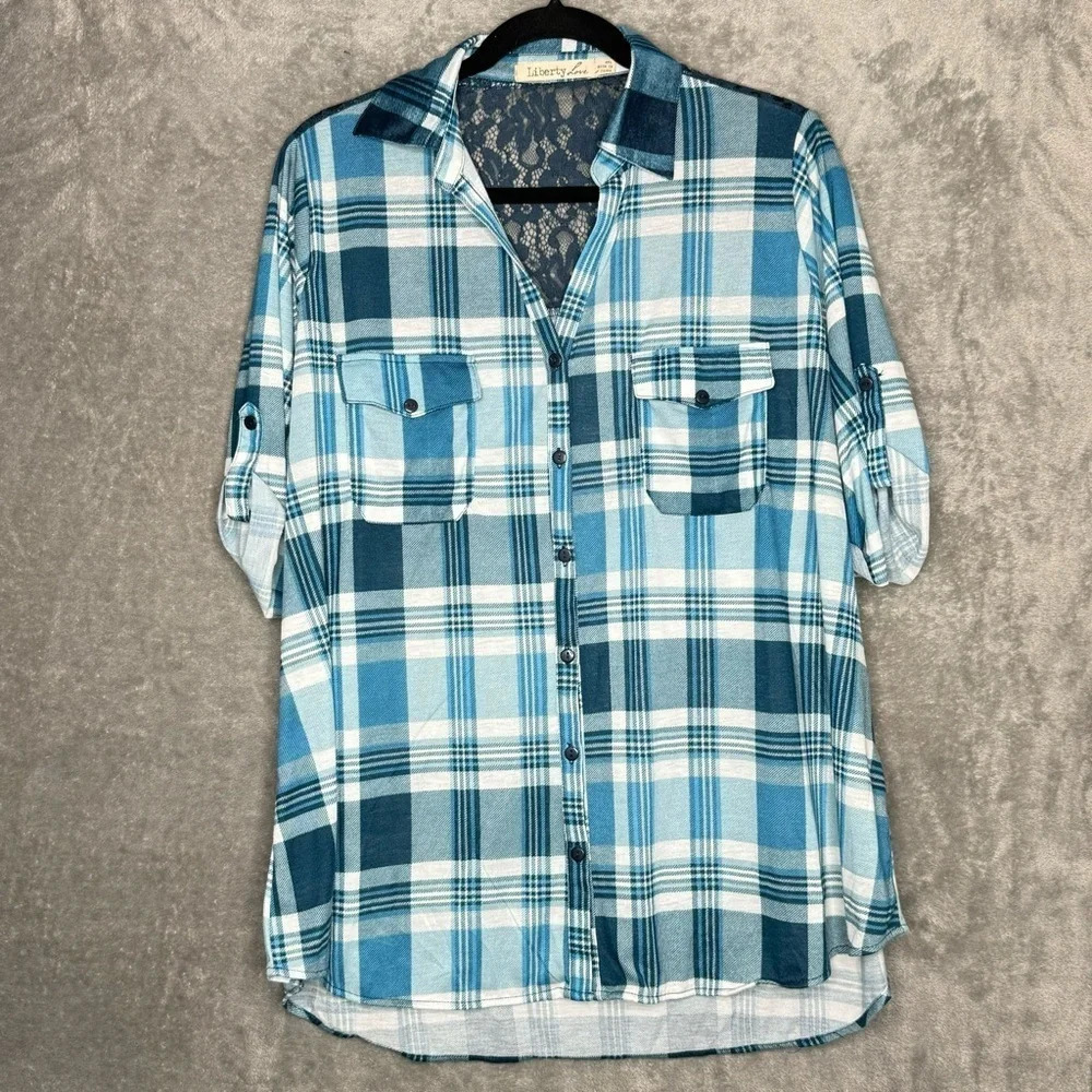 Liberty Love 2X Shirt Top Blue Plaid Button Front Tab Short Sleeve V Neck Knit